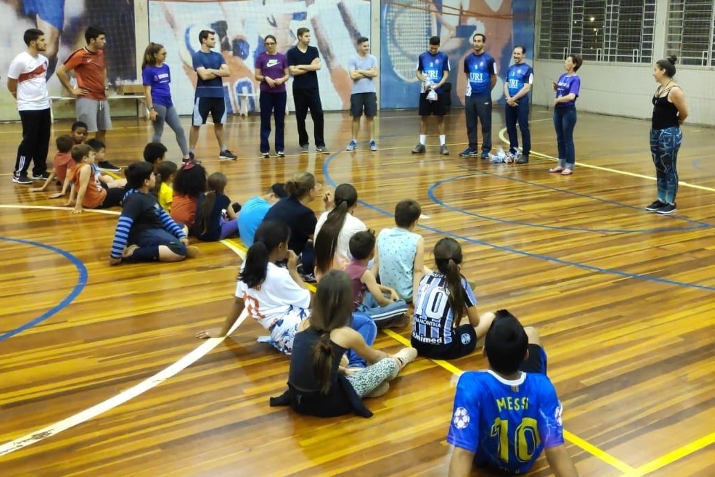 Projeto tambm incluiu uma oficina de Experincia Docente de Voleibol