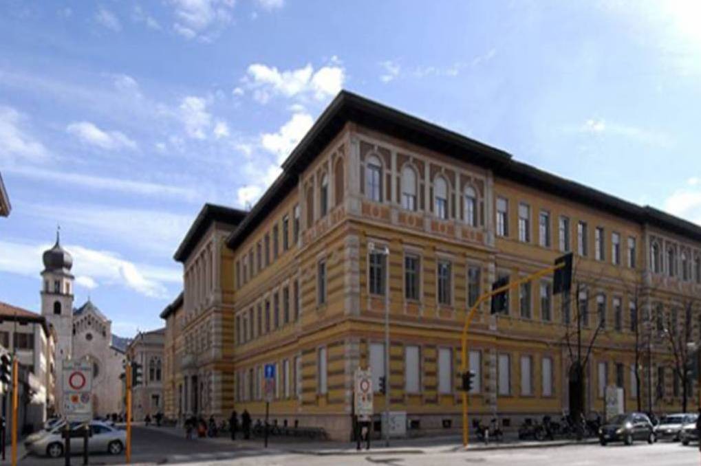 Viso parcial da Escola de Medicina da Universidade de Verona