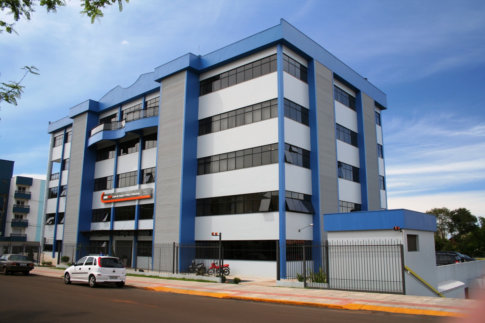 Clnica est localizada no URICEPP, na Rua Maranho