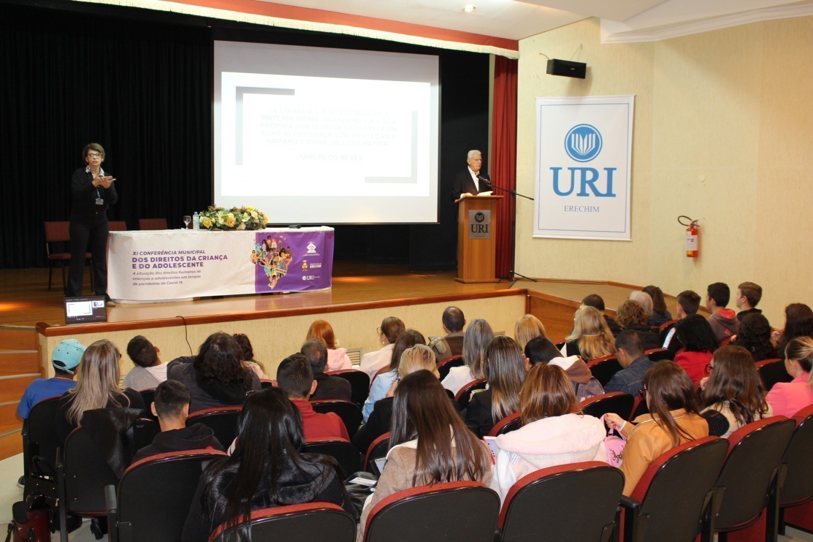 Professor Vitor Ugo Oltramari falou sobre os direitos humanos de crianas e adolescentes em tempos de pandemia