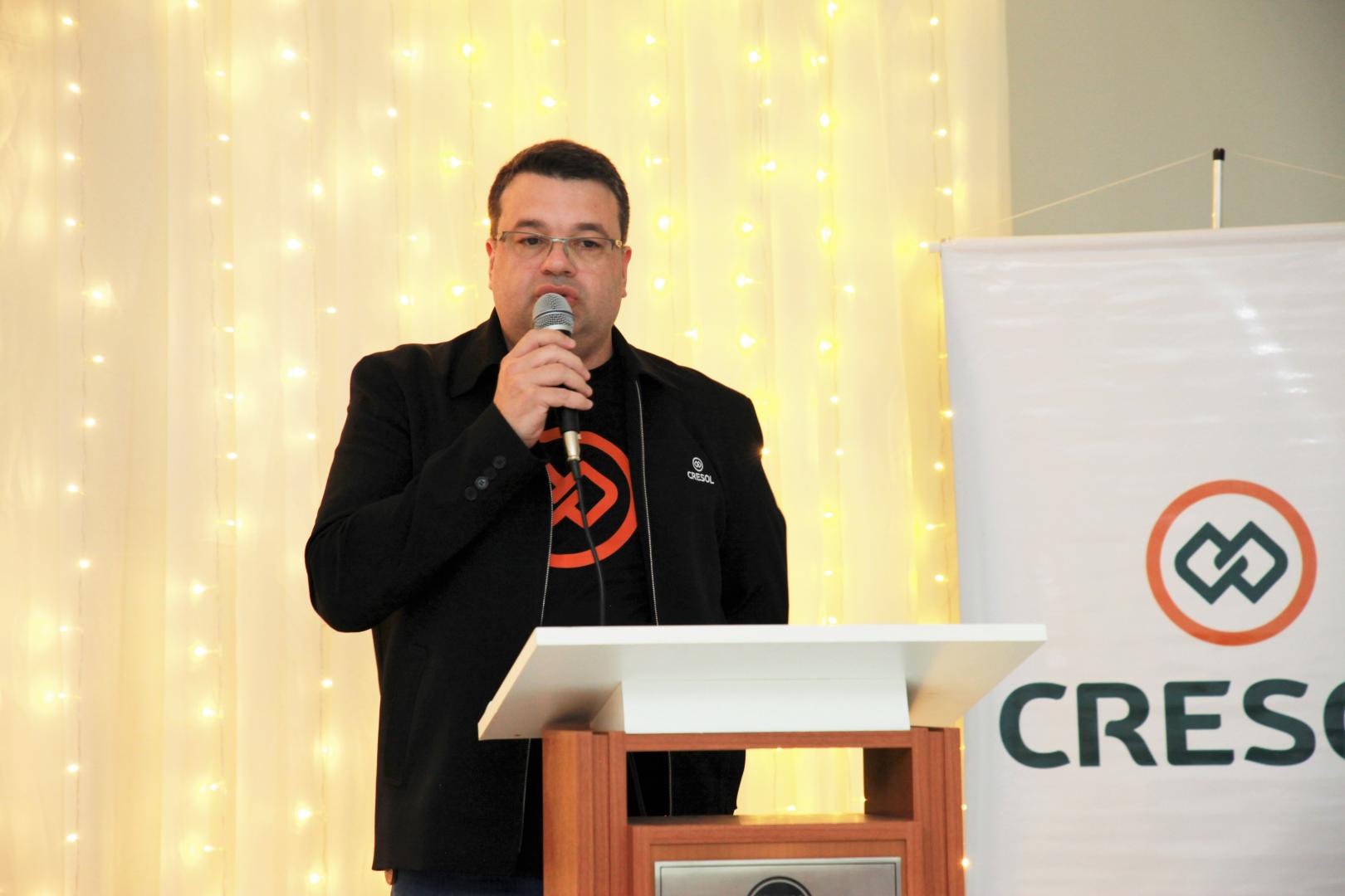 Vice-Presidente da CRESOL, Mauri Pcolli, representou a cooperativa financeira patrocinadora dos jalecos   